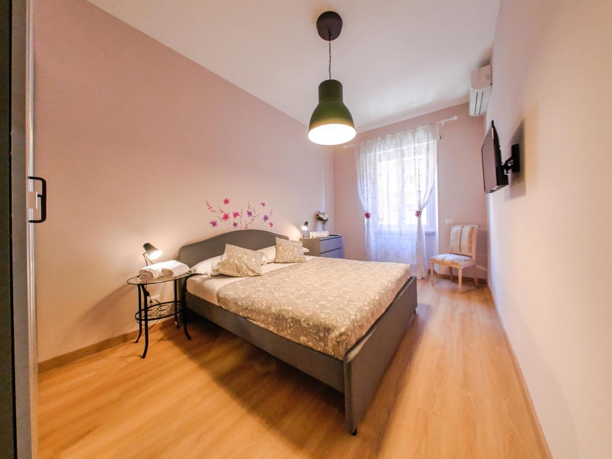 Chic Modern 2-Bedroom Near Metro Rom Exterior foto